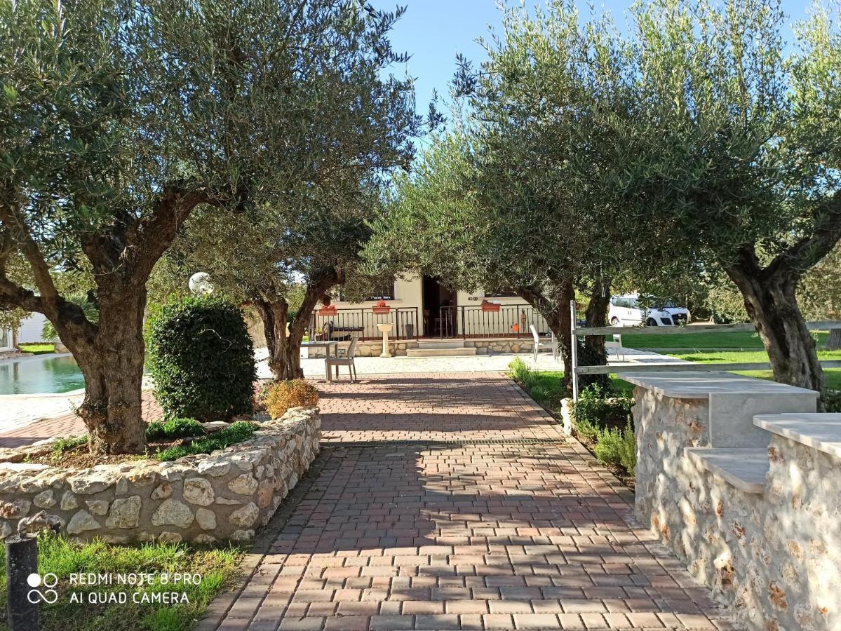 Residenza Nosy Be Villa Palombara Sabina Buitenkant foto